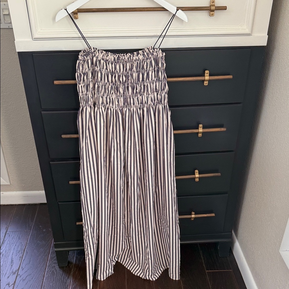 Striped Smocked Midi Dress - Black & White